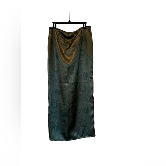 Free People Serena Slim Maxi Skirt Moon Celestial Green Olive Combo Satin 8 - Picture 7 of 16